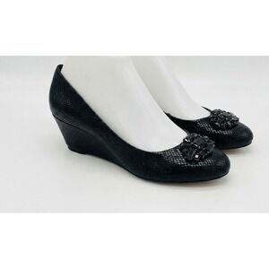 BCBGeneration Black Snakeskin Embossed Crystal Embellished Wedge Pumps 9